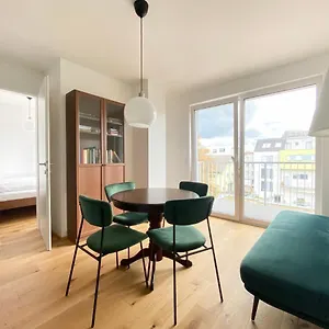 Apartment Stad10 - Very Close To Subway U2 Stadlau, Wien